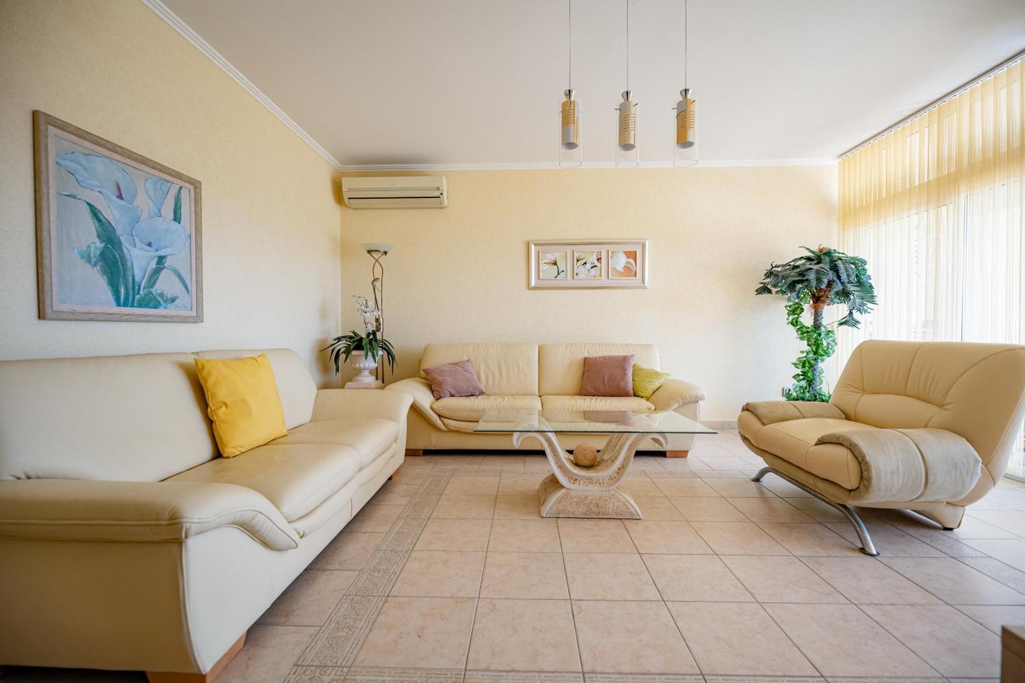 דראגה Sunsea Apartments מראה חיצוני תמונה