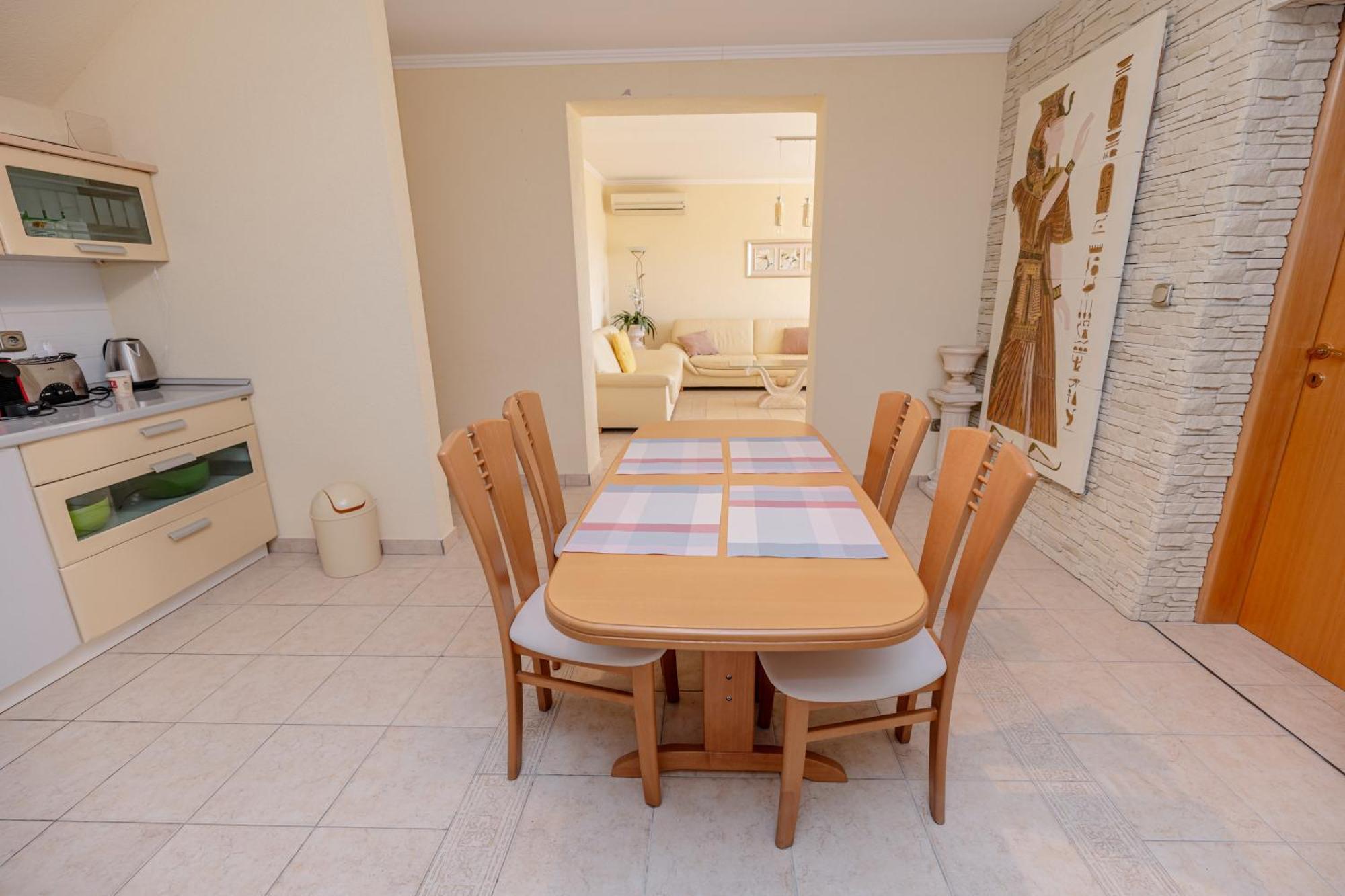 דראגה Sunsea Apartments מראה חיצוני תמונה