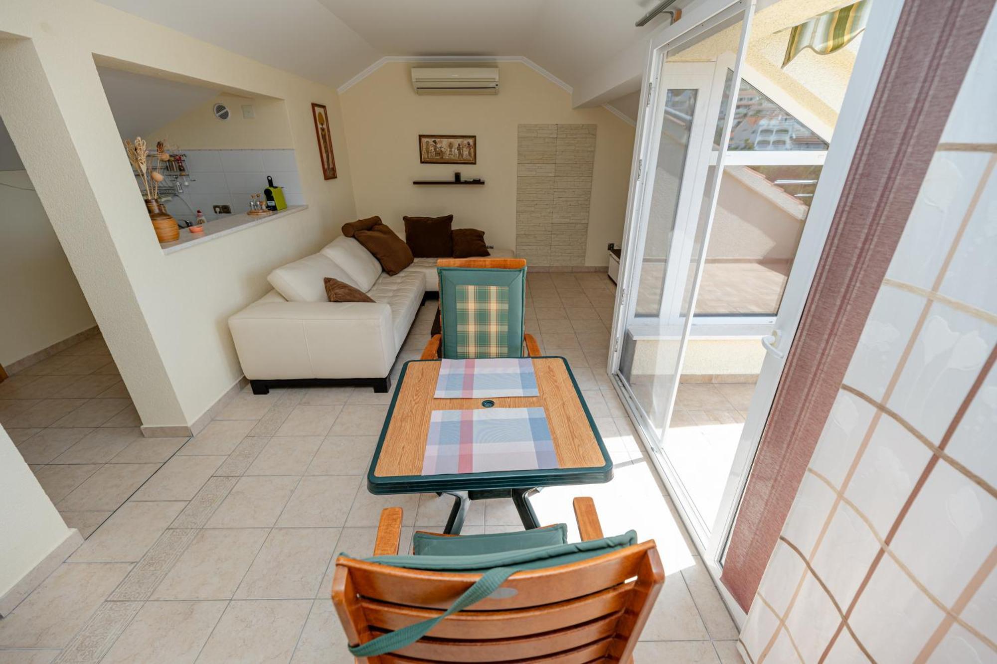 דראגה Sunsea Apartments מראה חיצוני תמונה
