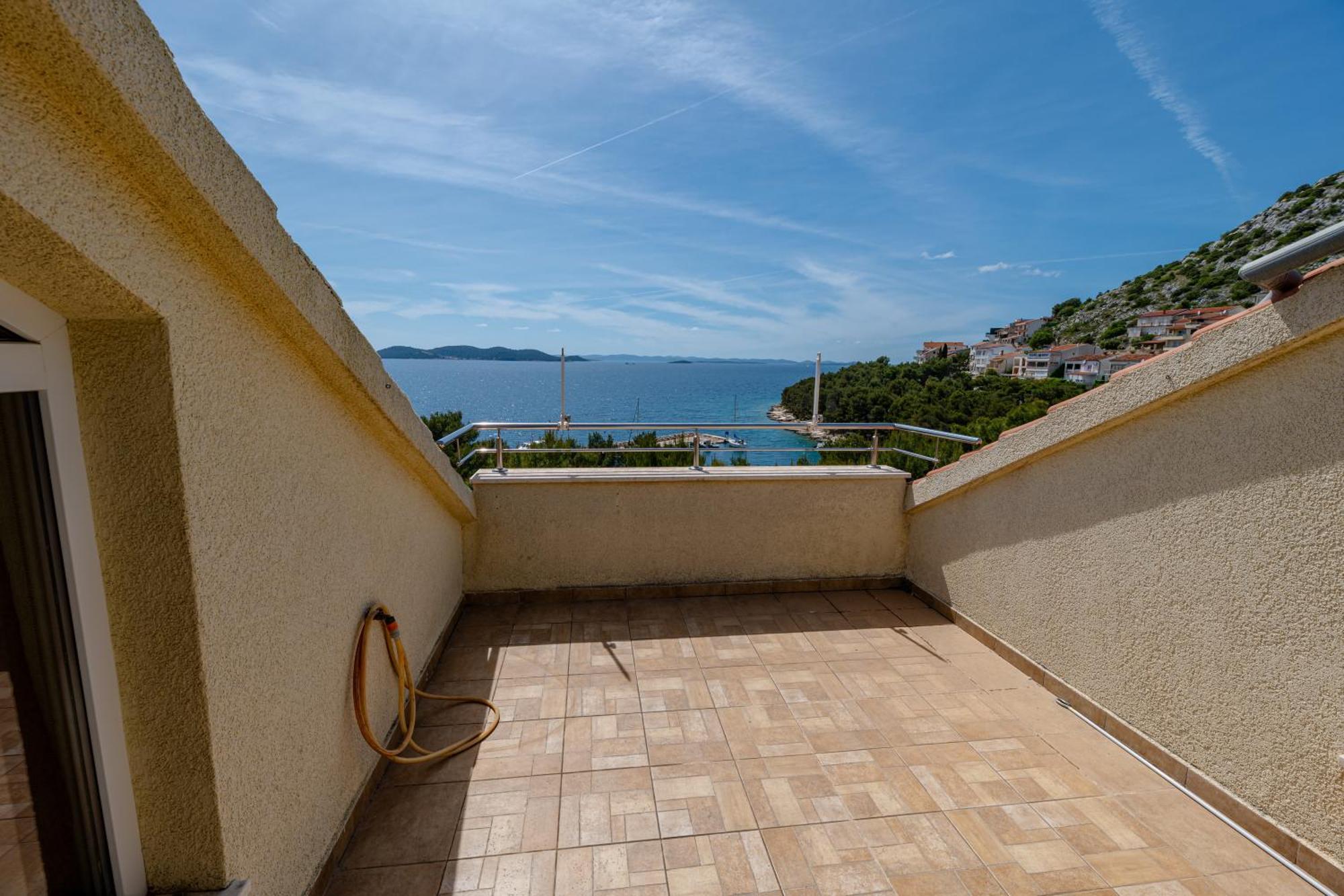 דראגה Sunsea Apartments מראה חיצוני תמונה
